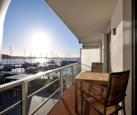 Apartmenthaus Hafenspitze Ap 12 - "Silbermöwe I" - Blickrichtung Yacht- und Binnenhafenoffenes Meer