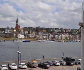 Hafenblick vom Kapitänshaus