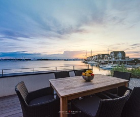 Harbour Lodge: Meerblick, Terrasse, Balkon, finnische Sauna, Kaminofen